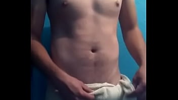 Preview 1 of Prima Morena Tetona Y Culona - VID-20160330-WA0009