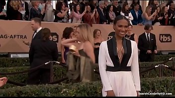 Preview 1 of Gadis Tudung Henjut - Vicky Jeudy SAG Awards 2016