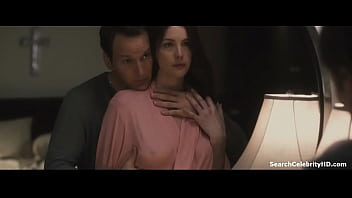 Preview 4 of Indian Aunty Feet Worship - Liv Tyler in The Ledge 2012