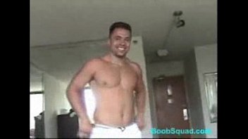 Preview 2 of Gaycreepers - gostosa (2)