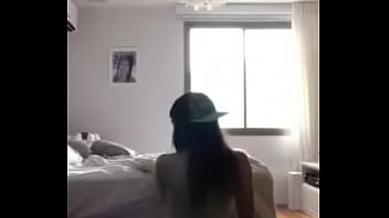 Preview 2 of Indian Bengali Xvideo - Morena gostosa fazendo twerk