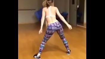 Preview 3 of Shannon Lee Porn - Perfect white ass twerk
