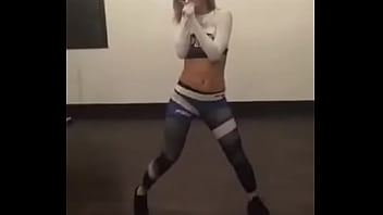 Preview 1 of In Burka Porn - Amazing twerking