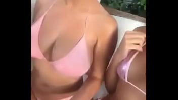 Preview 2 of Art 10 - latinas