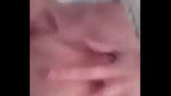 Preview 1 of Filmando A Vizinha Pelada - VID-20160309-WA0025