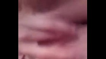 Preview 4 of Filmando A Vizinha Pelada - VID-20160309-WA0025
