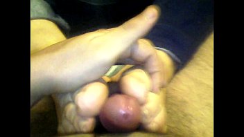 Preview 1 of Coolge Sex - footjob amateur wife 5