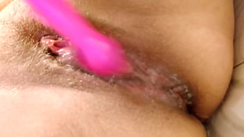Preview 1 of Britis Mom Ava Koxxx - Squirting for the camera