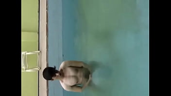 Preview 2 of Bbf X - Piscina Caliente