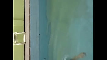 Preview 1 of Bbf X - Piscina Caliente