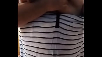 Preview 3 of Sxce Videi - C&oacute_meme las tetas