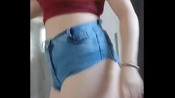 Preview 4 of Ghaand Sex - REBOLANDO SHORTINHO CURTO