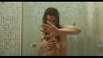 Preview 1 of Beijo Com Porra Gay - Milf to fuck in the shower