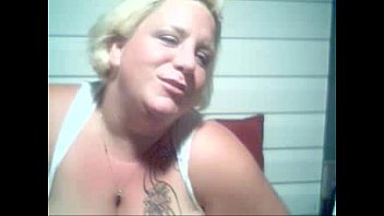 Preview 1 of Turkish Sub Turkce Altyazi - Hot Blonde Saphira Handjob - honeyoncam.com