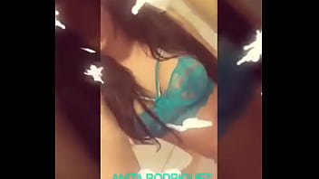Preview 2 of Paki Xxx Dannce - trim.048983FA-D5A2-4B8B-8E37-F49DC83665F4.MOV | More videos with this girl on likefucker.com