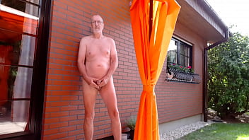 Preview 1 of Xxx Doss - Nackedei wichst 402