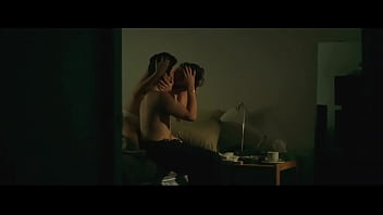 Preview 3 of Shakeela Bollywood - Charlize Theron in The Yards (2000)