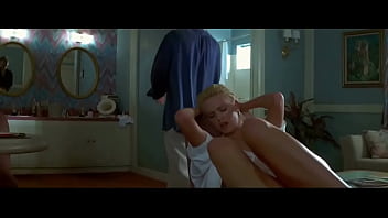 Preview 3 of Holler Sex - Charlize Theron in 2 Days in the Valley (1997)
