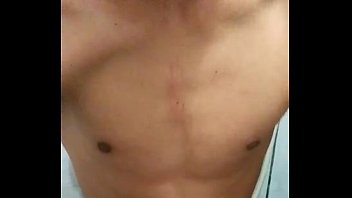 Preview 1 of Tokyo18thn - Novinho  dotado batendo punheta e gozando gostoso