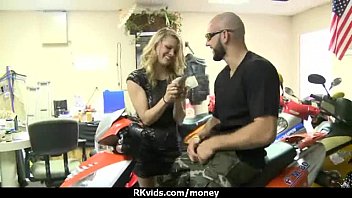 Preview 4 of Vidayo Sexi - Amateur cutie paying the rent! 28