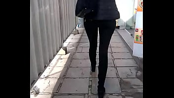 Preview 2 of Nargis Xxx Video Vid - milf walking2