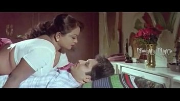 Preview 2 of Mom Japane San - Indian Aunty Want Something From Young Boy - XVIDEOS.COM