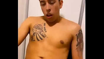 Preview 2 of Free Milf Mobile Porn - Pau babando muito