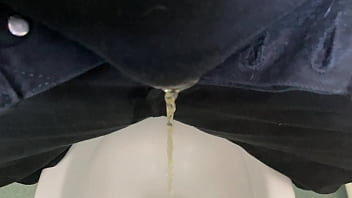 Preview 2 of Erick Ftv - Pissing my boxers before going out