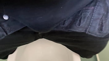 Preview 4 of Erick Ftv - Pissing my boxers before going out