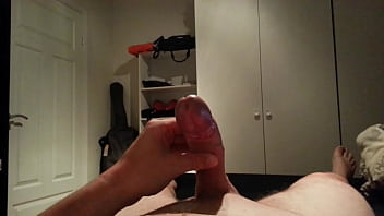 Preview 3 of Qt Girl - Nice messy cumshot