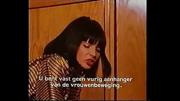 Preview 2 of Ananconda - Meisjes,  die er zin in hebben-Sens interdits Dirty Angel 1985 Diane Suresne
