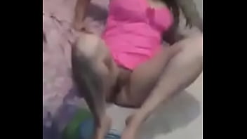 Preview 1 of Kendall Gets - Putinha Liberando Buceta