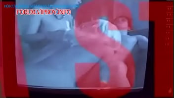 Preview 3 of Suges Mom Sedang Mandi - Xem Phim The Raspberry Reich (2004)   Tập 1.FLV