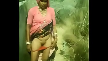 Preview 2 of Xxxx Sex Videsos - village bhabhi outdoor mms