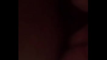 Preview 2 of Mom Video Vid - tiozao dedando meu cu