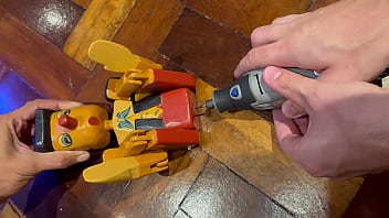 Preview 1 of Www Xxxx Vidoescom - Alargando o Pin&oacute_quio: mentiu,  furadeira no bombril