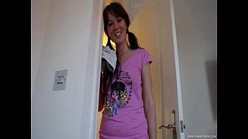 Preview 2 of Indian Xxx Vom - vl 480P 380.0k 50737921