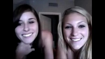 Preview 1 of Choot Mein Lund Dalne Wali Sexy - Two Hot Horny Teens Show off on  hot8cams.com