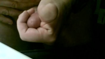 Preview 3 of Girls And Dogy Sex - Abg K&uuml_che CLIP0060.MP4 2010-03