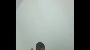 Preview 3 of Apahij Ladki Xxx - Dominicano espiando amigo rapando