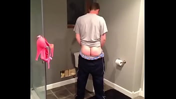 Preview 1 of Momandyounganal - Ass Spanking
