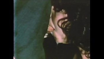 Preview 2 of Mantep Mulus - Teenage Chearleader - 1974