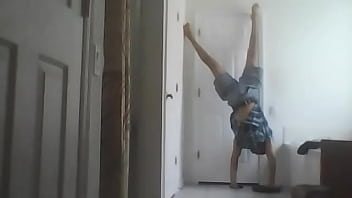 Preview 2 of Honeymoon Xx - razA one armed Handstand sample workout