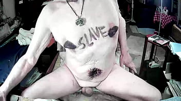 Preview 1 of Moana Pozzi Pissing - tonyslave nipple clamps punishment exhibition