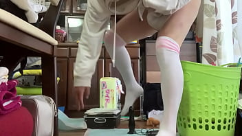 Preview 1 of Tickle Nikki - 女装子まゆちゃんが自宅で伸縮バイブにまたがってＭ字開脚をしてあまりのきもちよさに吐息を漏らしながら声を出してあえいでいる