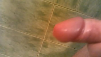Preview 2 of Oihuxiafr - Amateur cumshot in bathroom (slowmo)