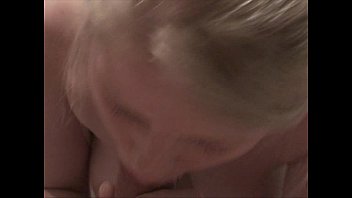Preview 2 of Teen Ladyboy Maid - POV 19 - Wannenspiele