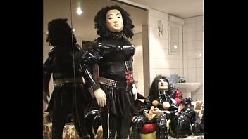 Preview 4 of Sweet Pussy Gets Fucked Hard - Roxina2007LatexSuitGurlAndPump080207XL.MPG