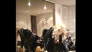 Preview 4 of Comrade S Daughter - Roxina2007LatexGurlWithAssPumpAndCum080207XXL.MPG
