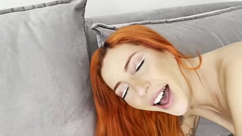 Preview 1 of Facial Abuse Full Cat Morris - fui visitar minha meia-irm&atilde_,  o namorado dela saiu eu comi o cu dela,  quase ele me pega comendo ela